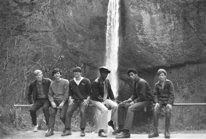 On a field trip to Latourell Falls