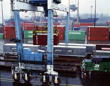 T6 photo of container loader