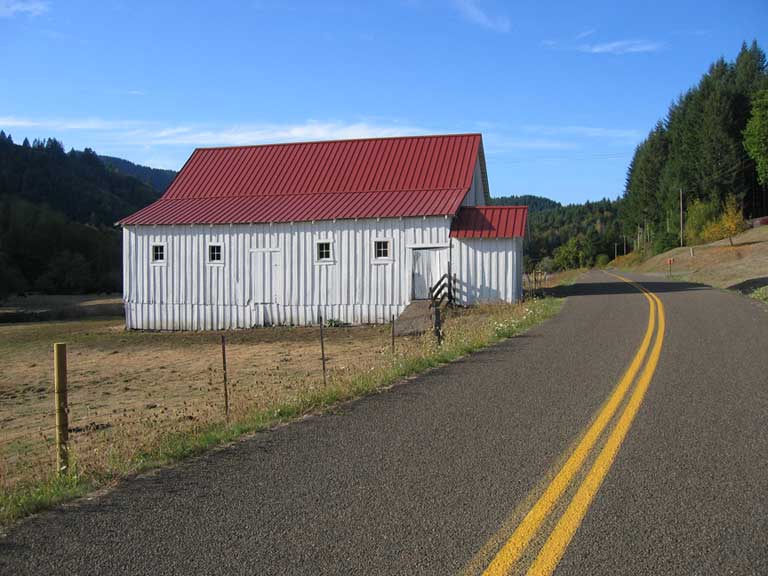 Barn, red roof, Lobster Valley, OR, photo