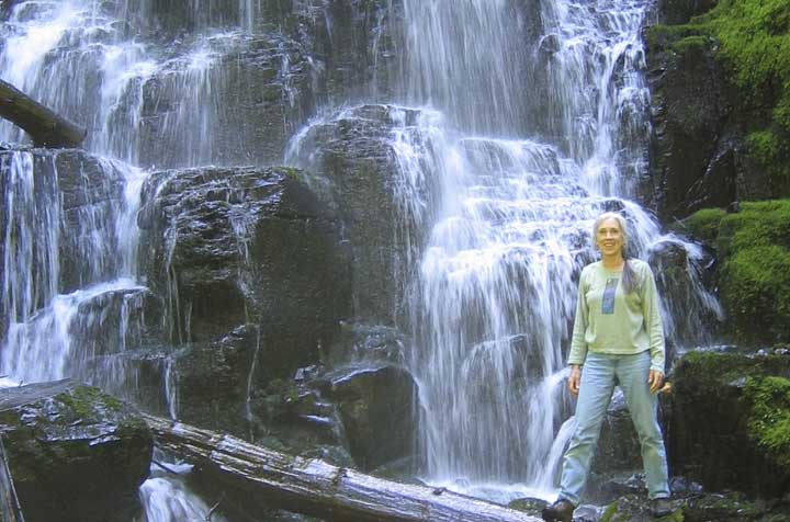 Molly at Ramona Falls 