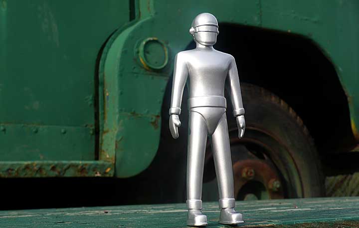 Gort climbs out of his truck