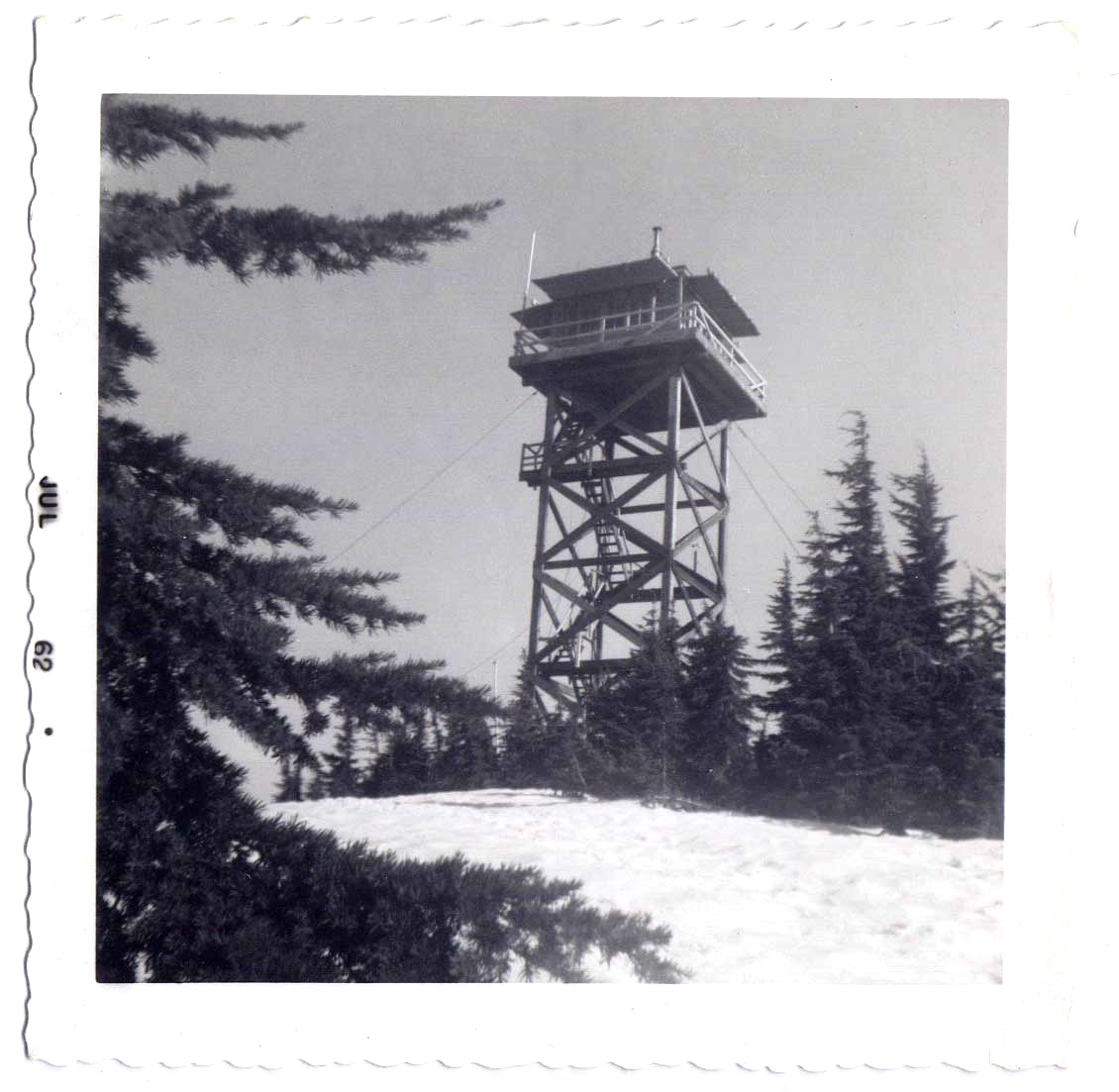 Sisi Butte, Oregon, lookout tower in 1962